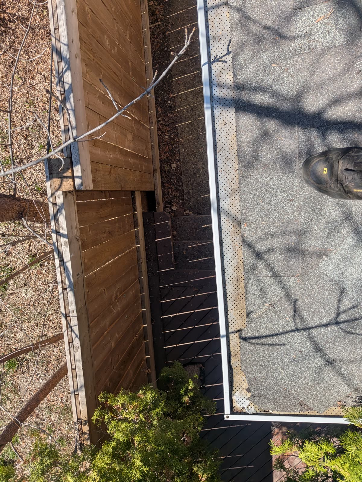 Clean gutter system after professional cleaning